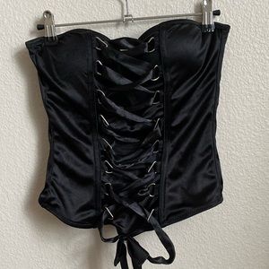 black lace up corset